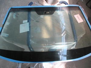 KIA SORENTO 2009-, лобовое стекло с полосой