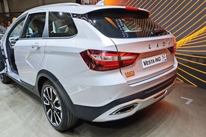 LADA VESTA CROSS/ SW CROSS 2017- боковое стекло зеленое, левое заднее кузовное от AGC